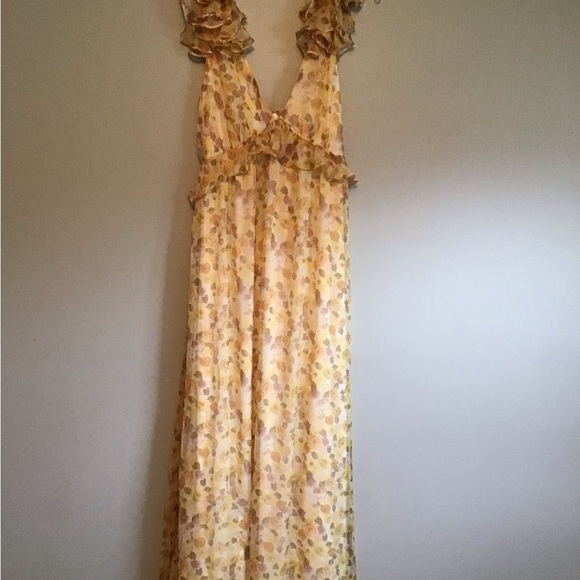 Aakaa Dresses & Skirts - NWT Aakaa Maxi dress, size large